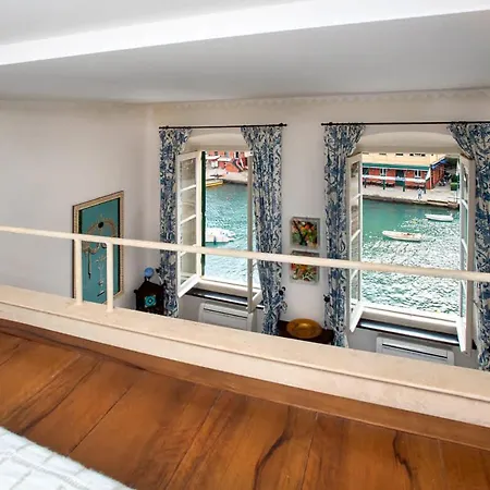 Apartment Splendid In *